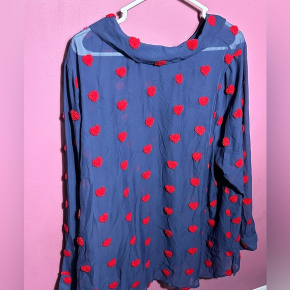 💙ModCloth Blue Peter Pan Collar with Embroidered Red Hearts - Picture 3 of 7